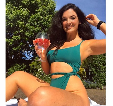 Charlotte Craig