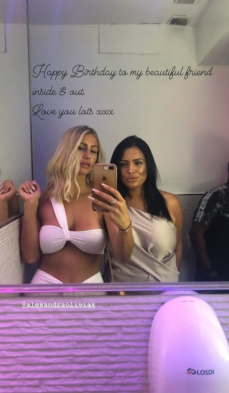 Foto desnuda filtrada de OnlyFans de Georgian Daisy Bauer
