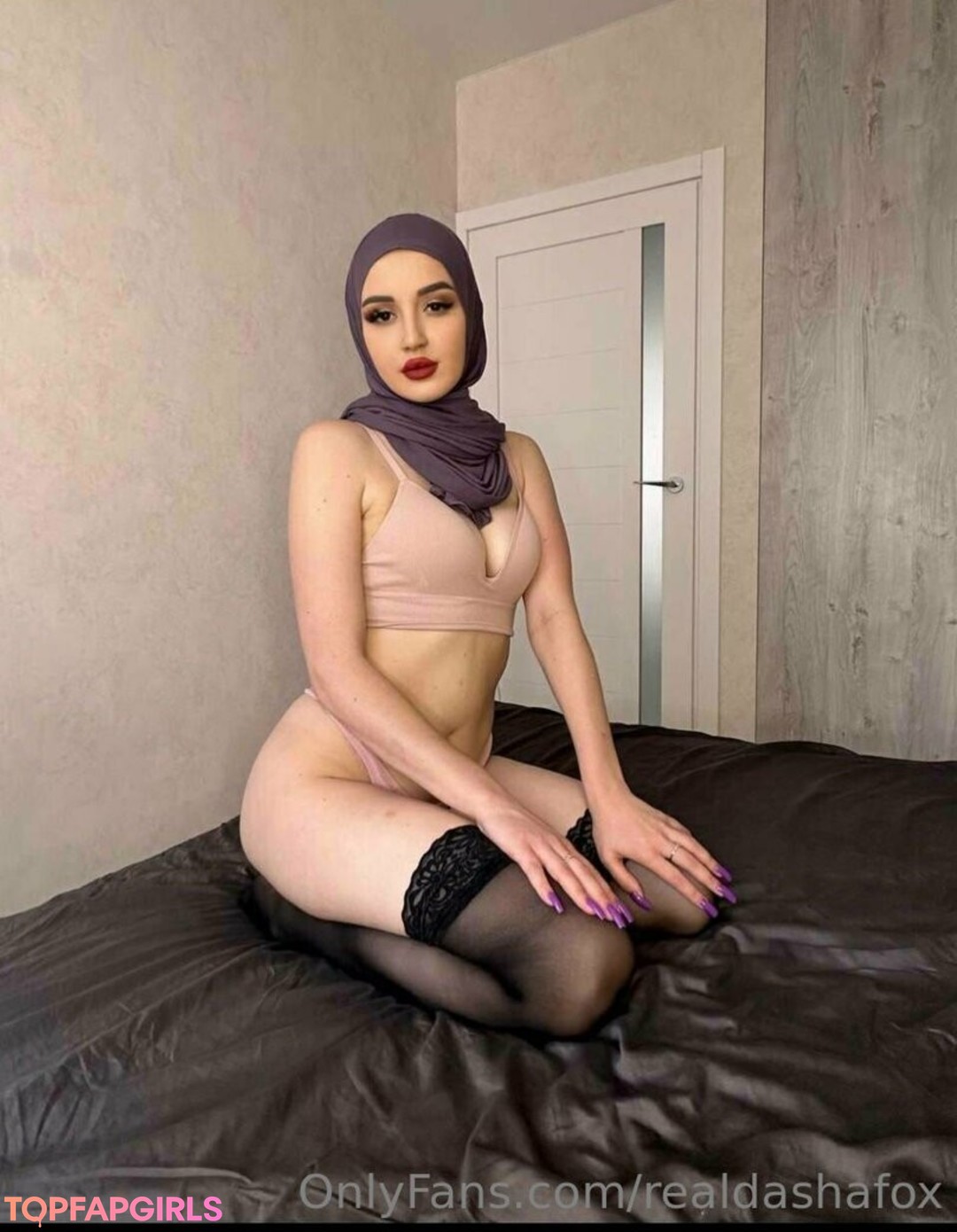 Foto desnuda filtrada de OnlyFans de Realdashafox #440 Foto desnuda filtrada de OnlyFans de Realdashafox #440