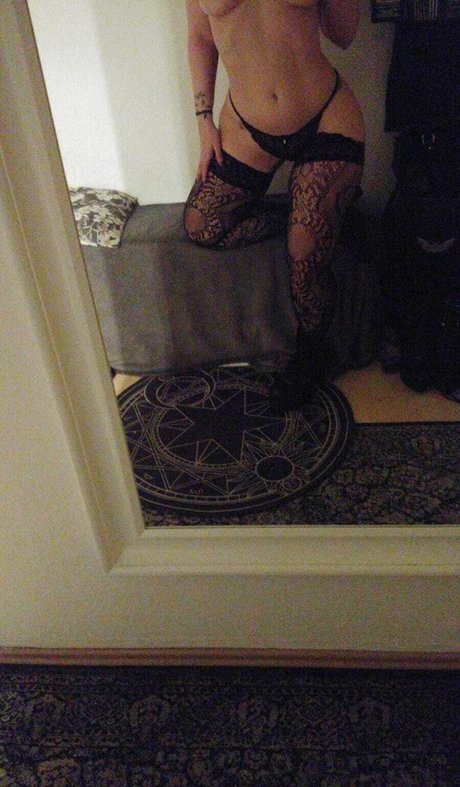 Lunaticalwitch