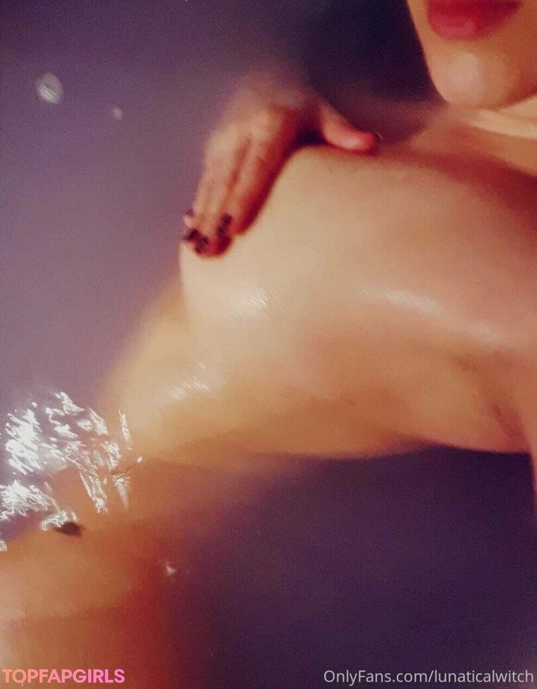 Foto desnuda filtrada de OnlyFans de Lunaticalwitch #77 Foto desnuda filtrada de OnlyFans de Lunaticalwitch #77