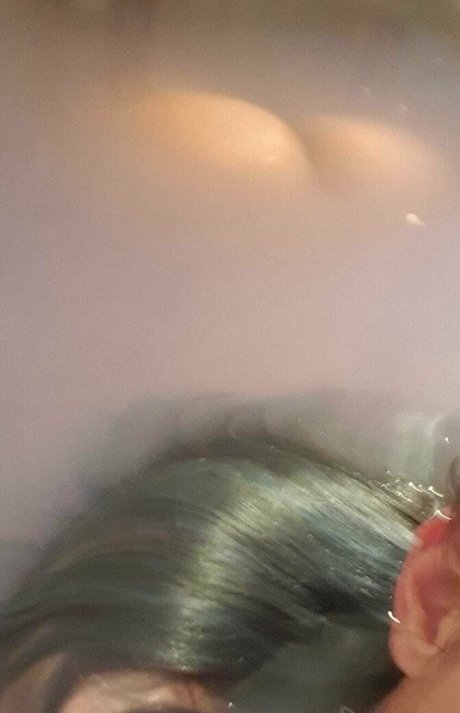 Foto desnuda filtrada de OnlyFans de Lunaticalwitch