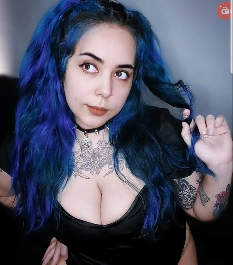 Foto desnuda filtrada de OnlyFans de Karol Blue