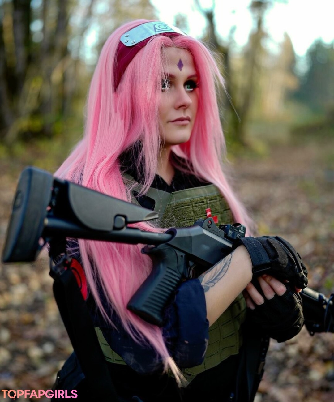 Foto desnuda filtrada de OnlyFans de Girls With Guns #112 Foto desnuda filtrada de OnlyFans de Girls With Guns #112