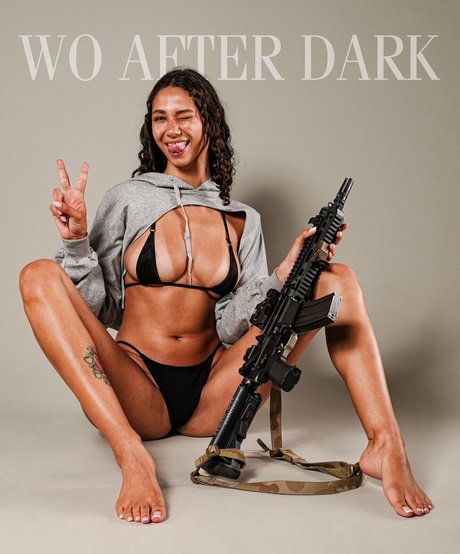 Girls With Guns