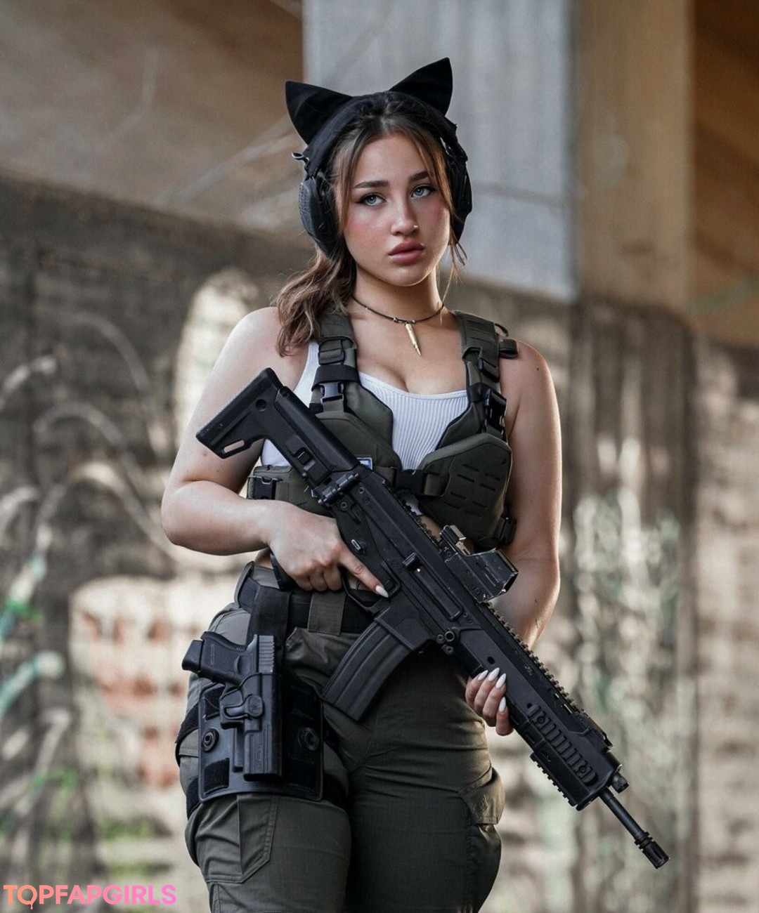 Foto desnuda filtrada de OnlyFans de Girls With Guns #596 Foto desnuda filtrada de OnlyFans de Girls With Guns #596