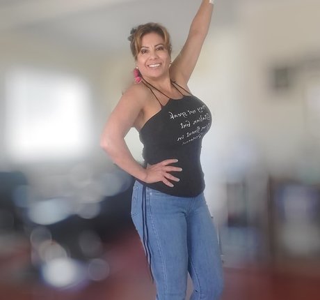 Foto desnuda filtrada de OnlyFans de Mexymilf