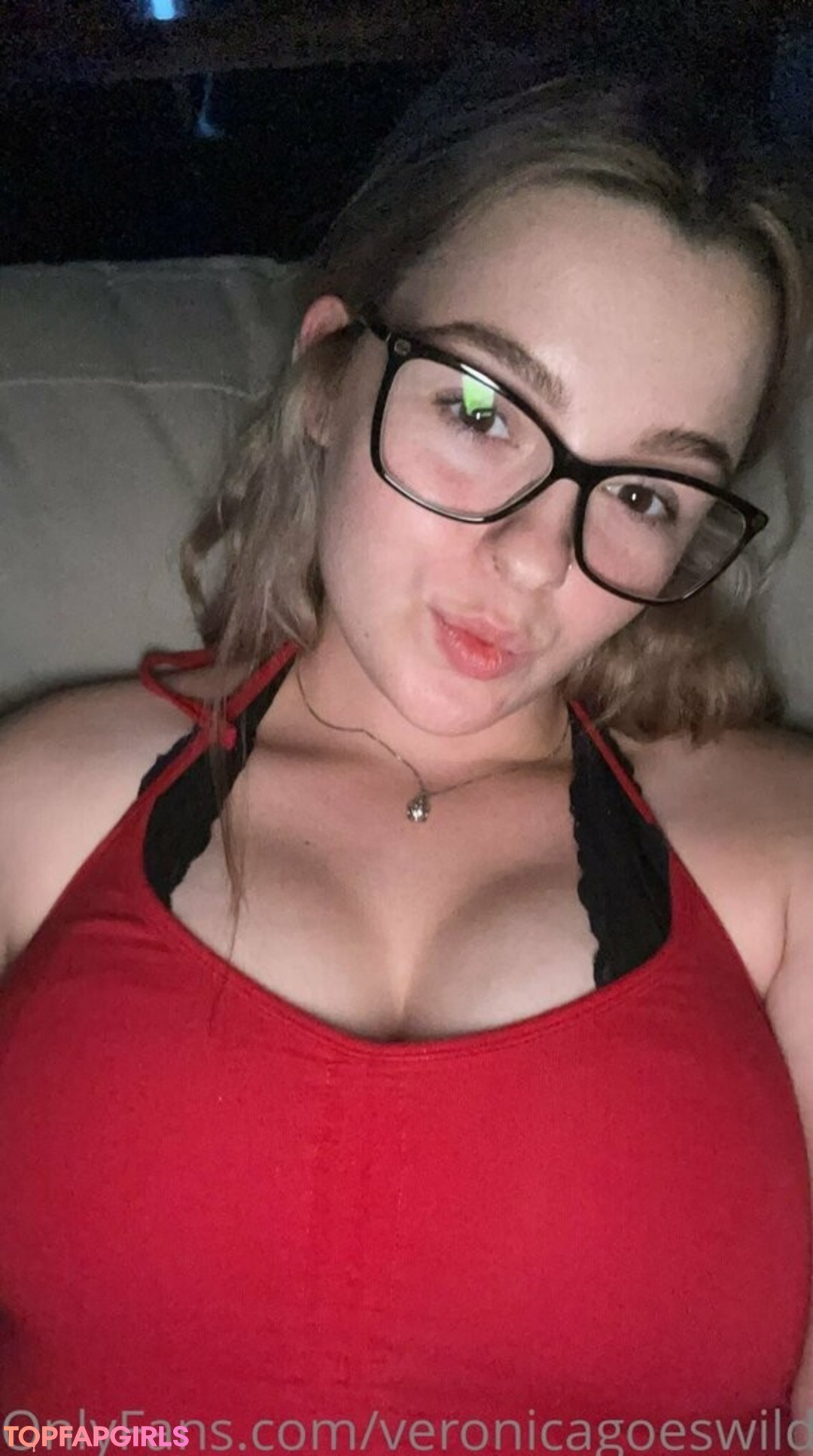 Foto desnuda filtrada de OnlyFans de Veronicagoeswild #11 Foto desnuda filtrada de OnlyFans de Veronicagoeswild #11