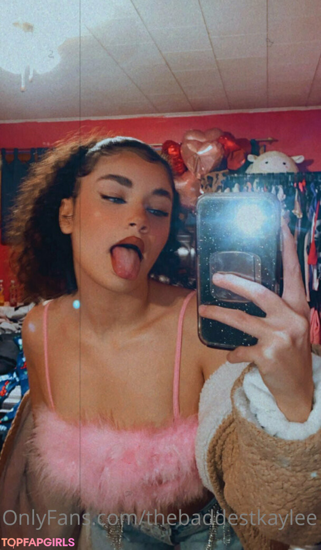 Foto desnuda filtrada de OnlyFans de Thebaddestkaylee #117 Foto desnuda filtrada de OnlyFans de Thebaddestkaylee #117
