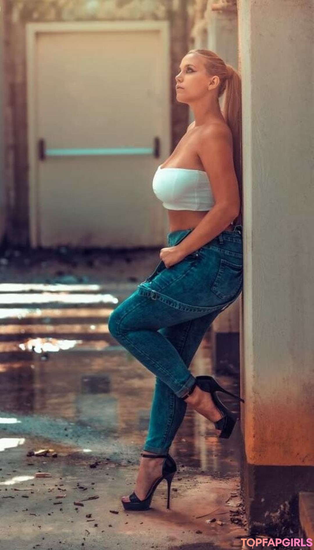 Foto desnuda filtrada de OnlyFans de Jennifer Mazza #121 Foto desnuda filtrada de OnlyFans de Jennifer Mazza #121