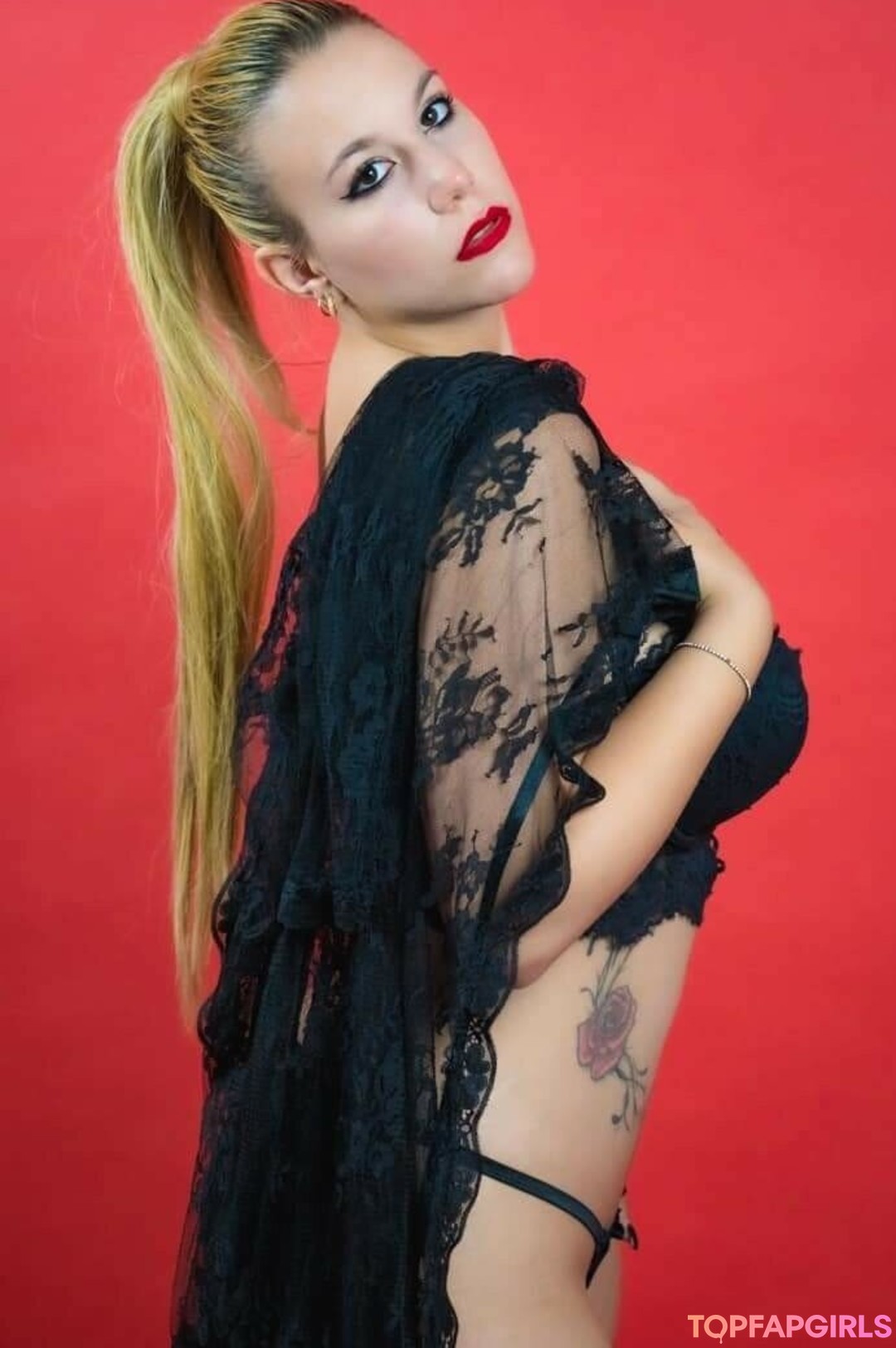 Foto desnuda filtrada de OnlyFans de Jennifer Mazza #389 Foto desnuda filtrada de OnlyFans de Jennifer Mazza #389