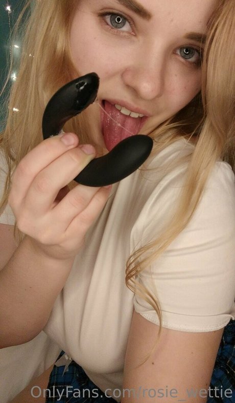 Rosiewettie