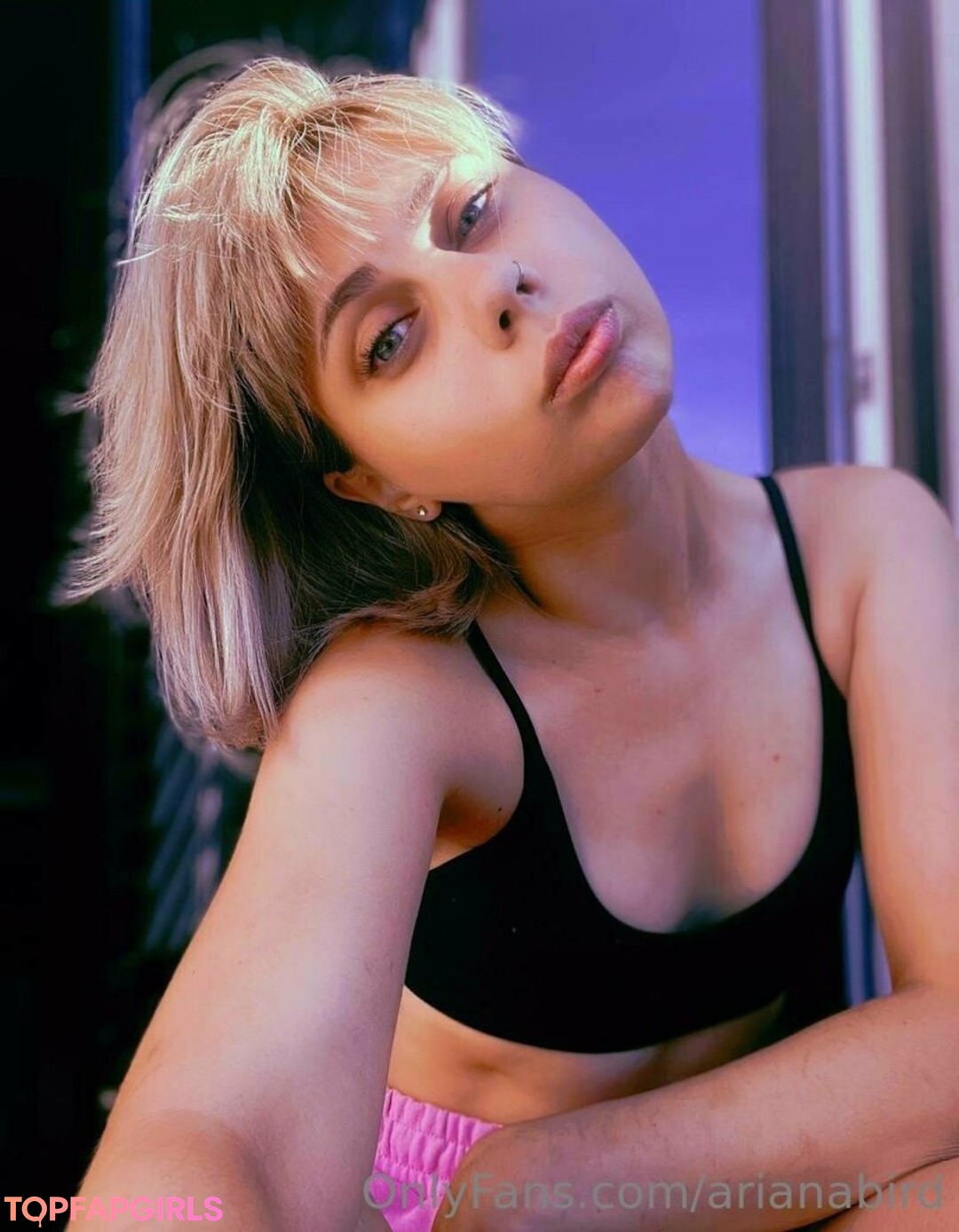 Foto desnuda filtrada de OnlyFans de Arianabird #5 Foto desnuda filtrada de OnlyFans de Arianabird #5