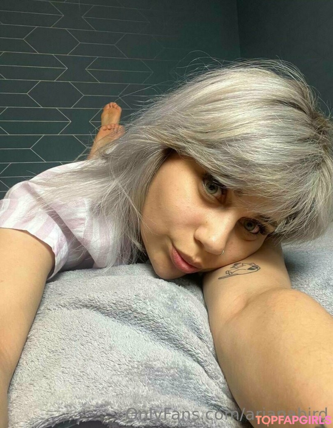 Foto desnuda filtrada de OnlyFans de Arianabird #85 Foto desnuda filtrada de OnlyFans de Arianabird #85