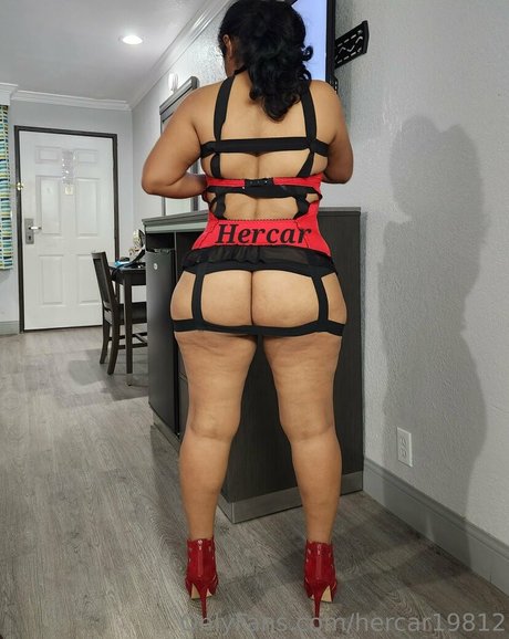 Foto desnuda filtrada de OnlyFans de Hercar19812