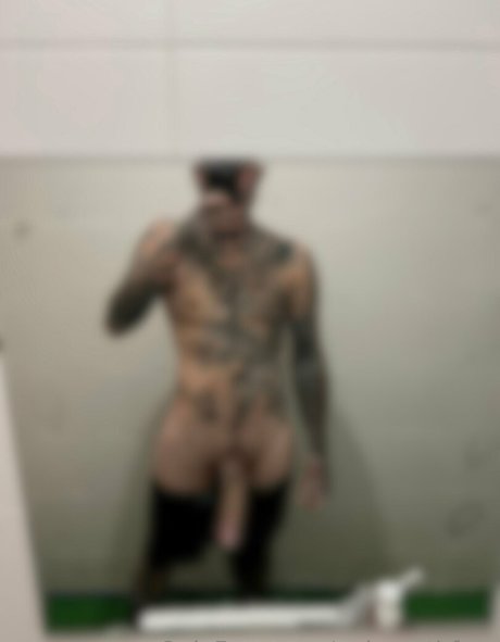 Foto desnuda filtrada de OnlyFans de Uglynorthfree