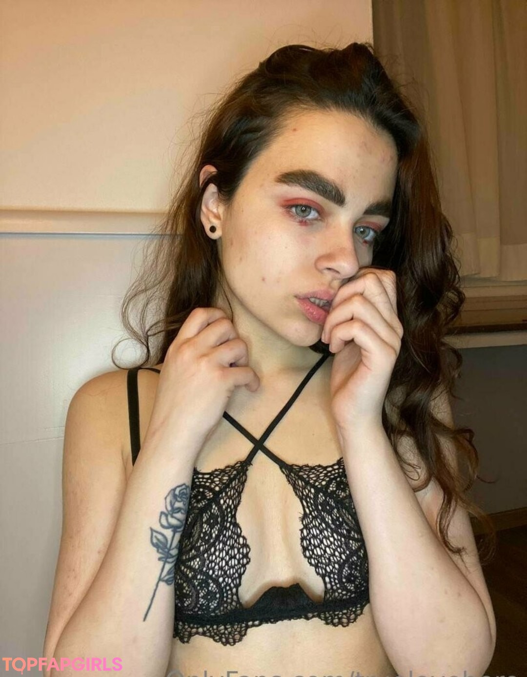 Foto desnuda filtrada de OnlyFans de Blackroseeeeee #36 Foto desnuda filtrada de OnlyFans de Blackroseeeeee #36