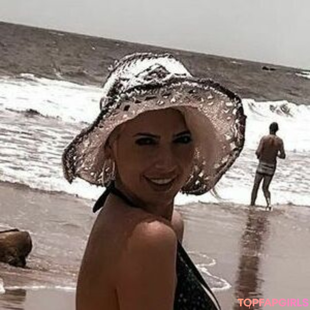 Foto desnuda filtrada de OnlyFans de Tamara Bella #27 Foto desnuda filtrada de OnlyFans de Tamara Bella #27