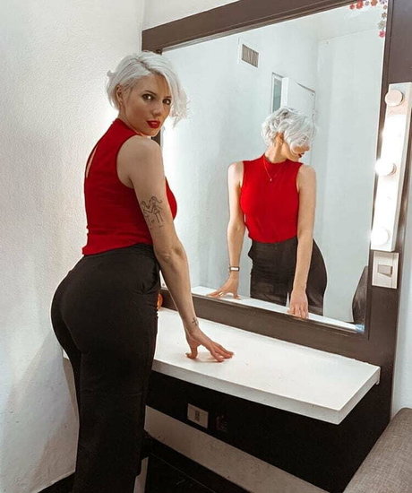 Tamara Bella