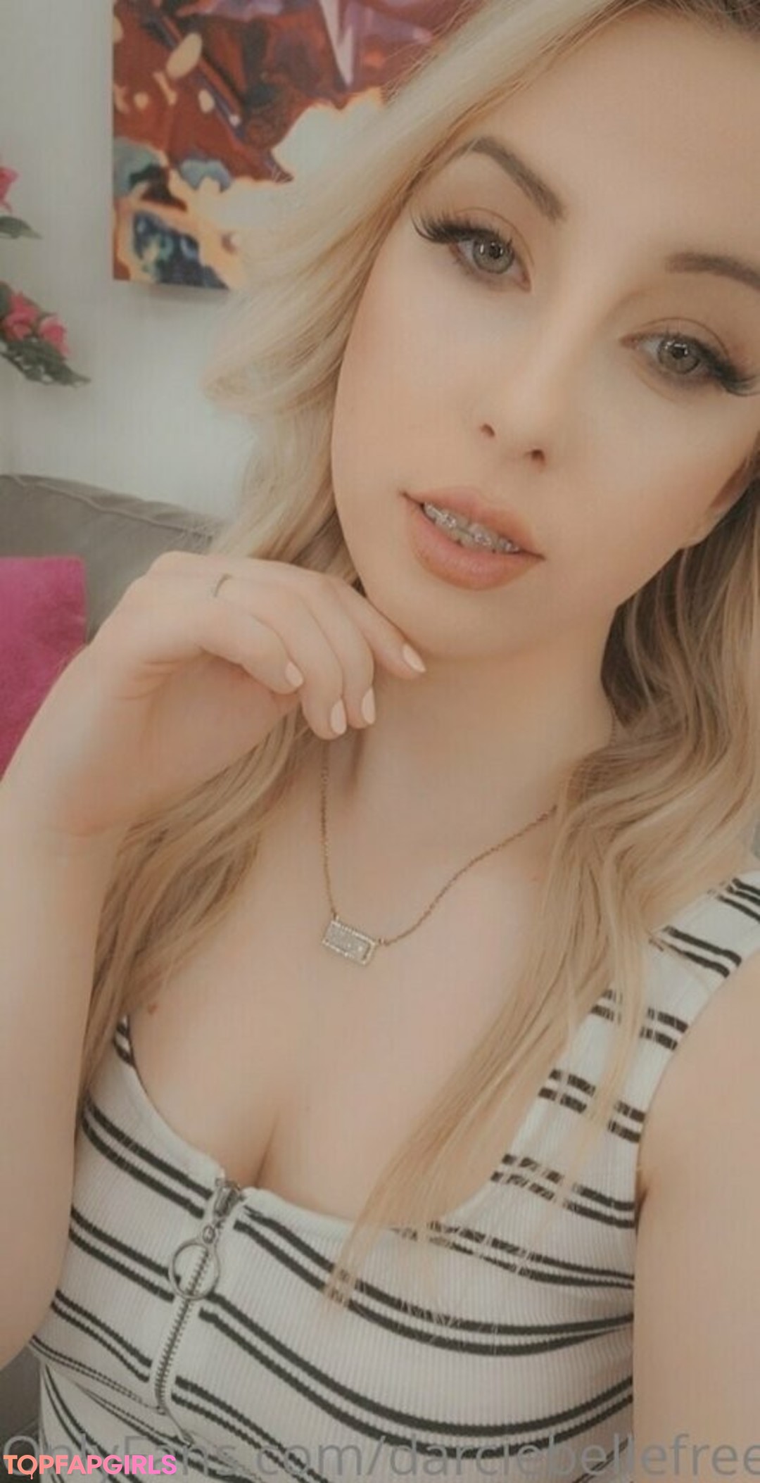 Foto desnuda filtrada de OnlyFans de Darciebellefree #24 Foto desnuda filtrada de OnlyFans de Darciebellefree #24