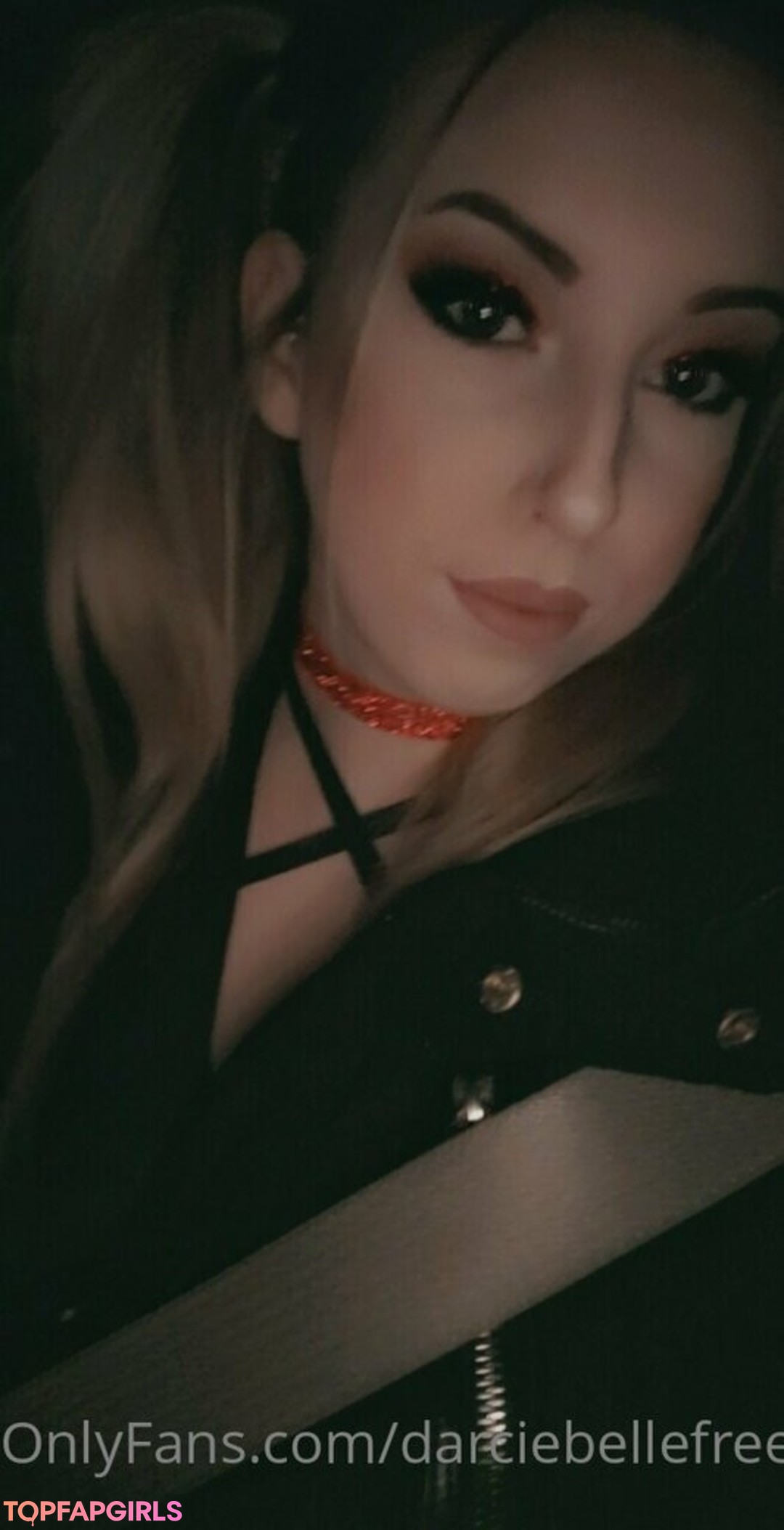 Foto desnuda filtrada de OnlyFans de Darciebellefree #34 Foto desnuda filtrada de OnlyFans de Darciebellefree #34
