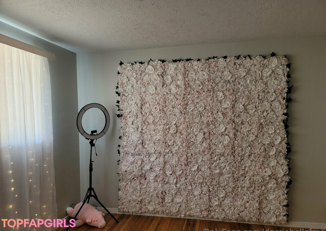 Foto desnuda filtrada de OnlyFans de Darciebellefree #56 Foto desnuda filtrada de OnlyFans de Darciebellefree #56