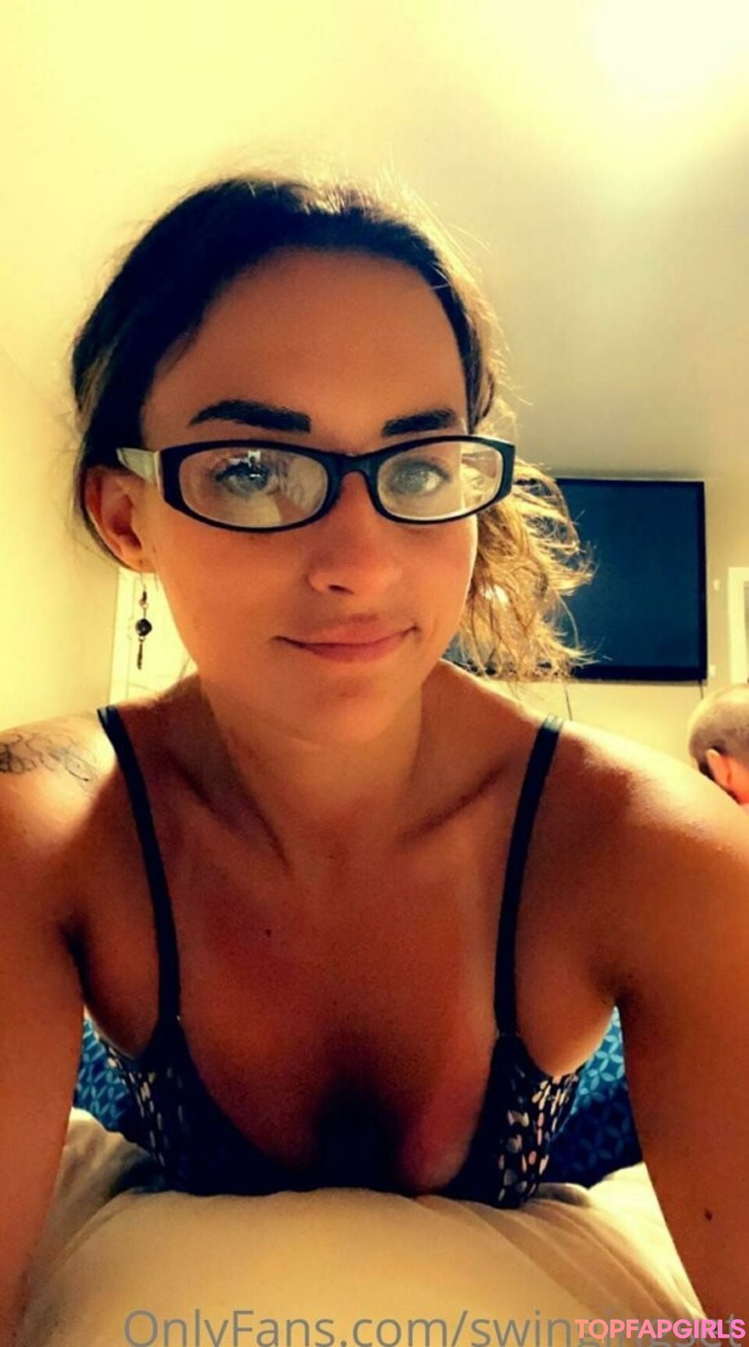 Foto desnuda filtrada de OnlyFans de Swingingset #34 Foto desnuda filtrada de OnlyFans de Swingingset #34