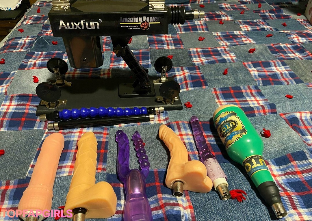 Foto desnuda filtrada de OnlyFans de Swingingset #35 Foto desnuda filtrada de OnlyFans de Swingingset #35