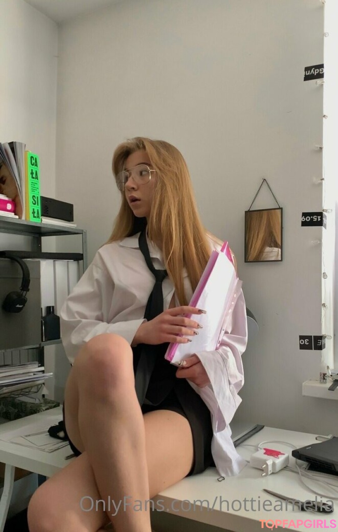 Foto desnuda filtrada de OnlyFans de Privateamelia #33 Foto desnuda filtrada de OnlyFans de Privateamelia #33