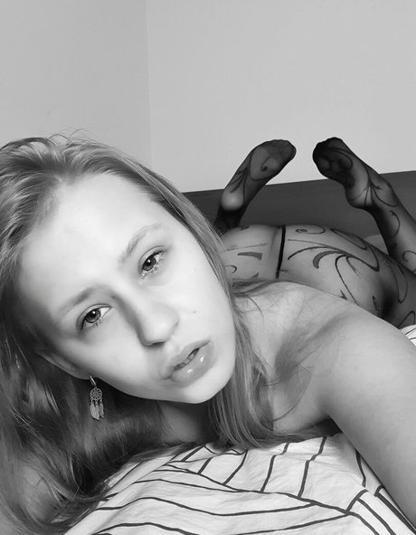Foto desnuda filtrada de OnlyFans de Polarainbow