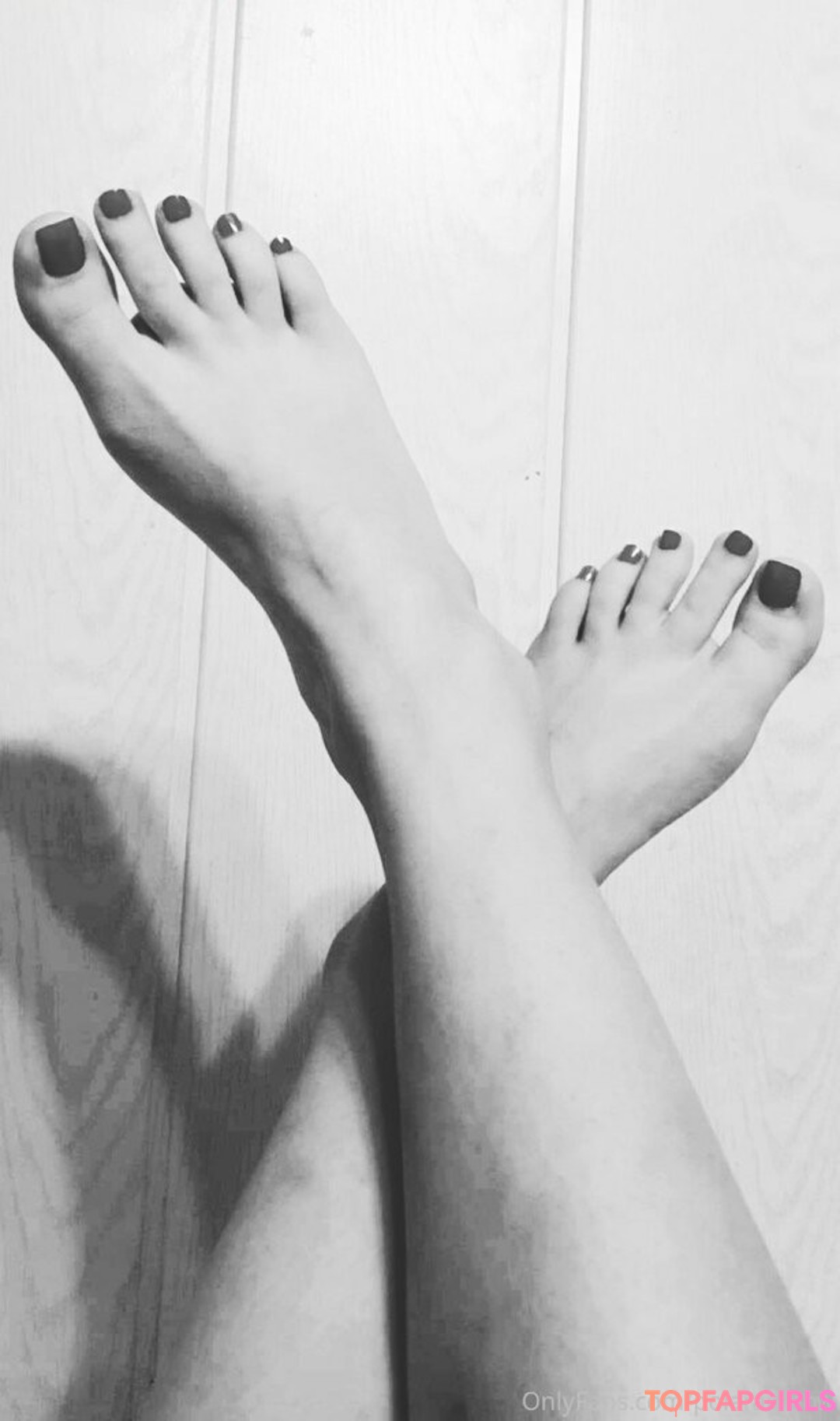 Foto desnuda filtrada de OnlyFans de Polarainbow #46 Foto desnuda filtrada de OnlyFans de Polarainbow #46