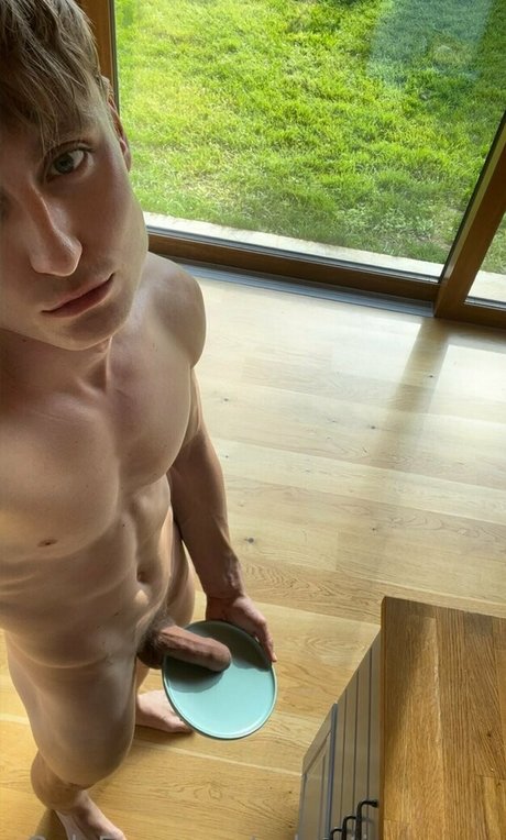 Foto desnuda filtrada de OnlyFans de Sebastiancoxxx