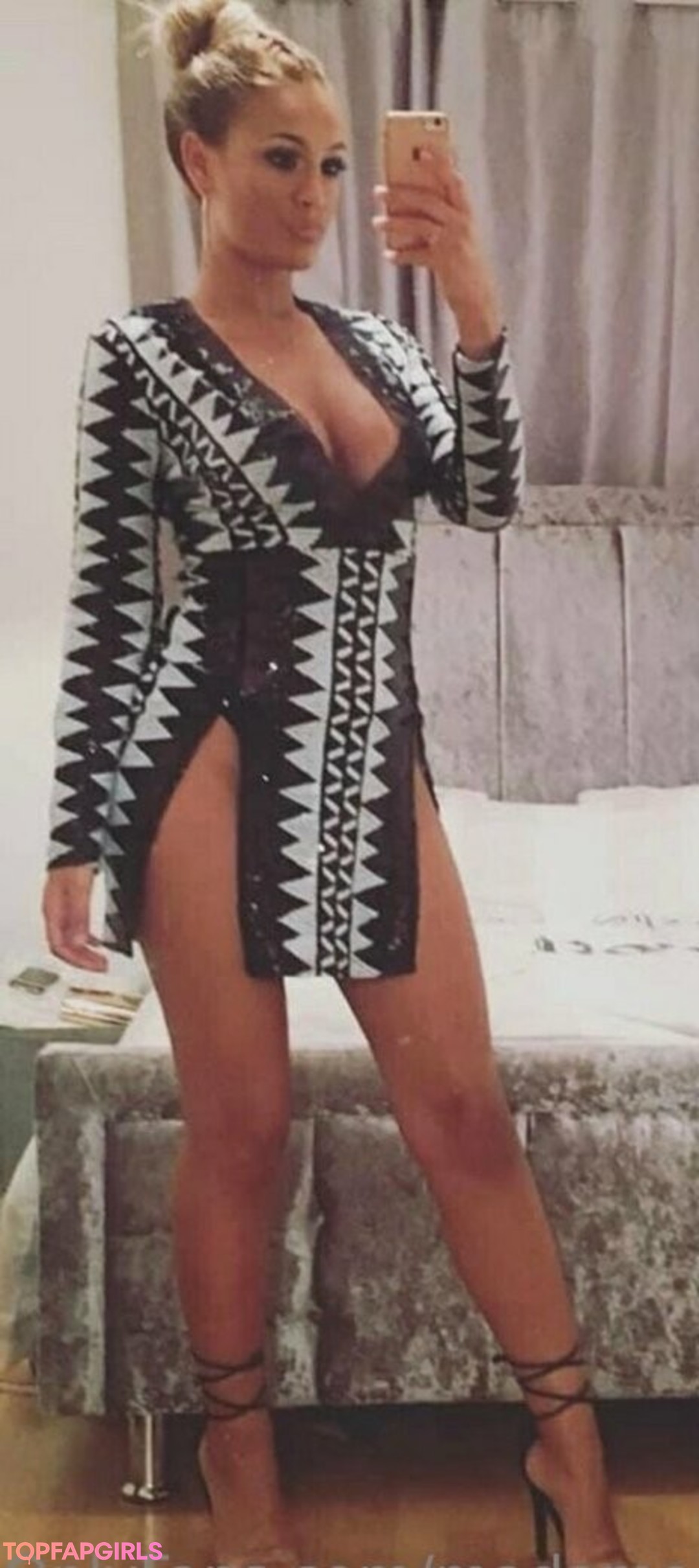 Foto desnuda filtrada de OnlyFans de Madamedakota #47 Foto desnuda filtrada de OnlyFans de Madamedakota #47