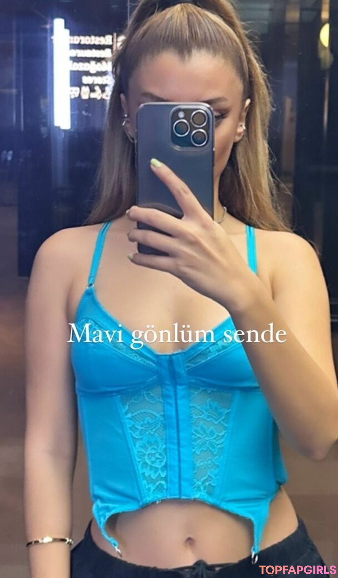 Foto desnuda filtrada de OnlyFans de Iremsukamber #17 Foto desnuda filtrada de OnlyFans de Iremsukamber #17