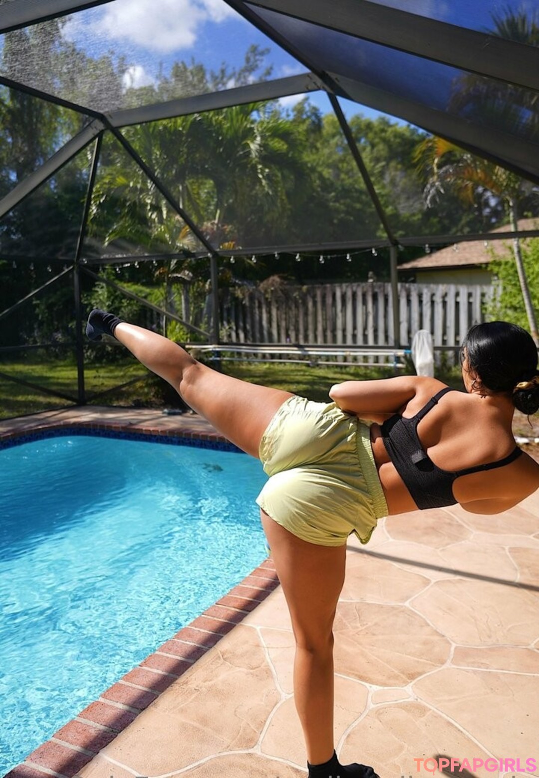 Foto desnuda filtrada de OnlyFans de Nadiastrikesagain #101 Foto desnuda filtrada de OnlyFans de Nadiastrikesagain #101