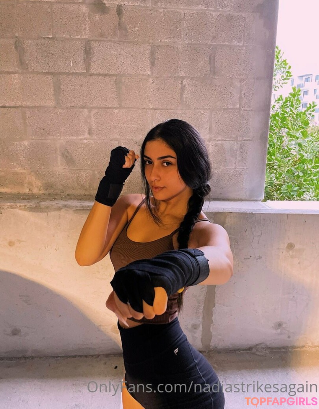 Foto desnuda filtrada de OnlyFans de Nadiastrikesagain #56 Foto desnuda filtrada de OnlyFans de Nadiastrikesagain #56