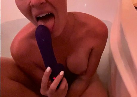 Foto desnuda filtrada de OnlyFans de Kmonogamishfree