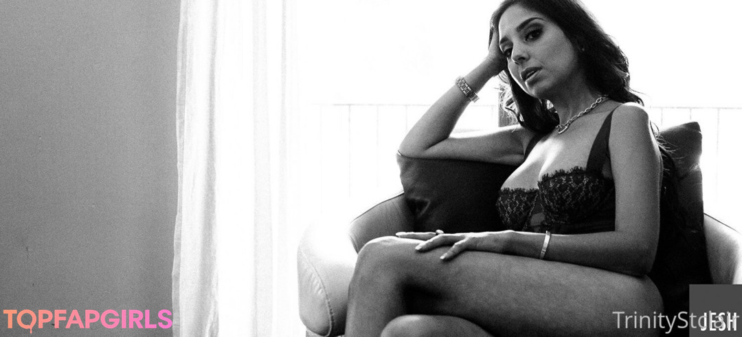 Foto desnuda filtrada de OnlyFans de Trinitystclair #7 Foto desnuda filtrada de OnlyFans de Trinitystclair #7