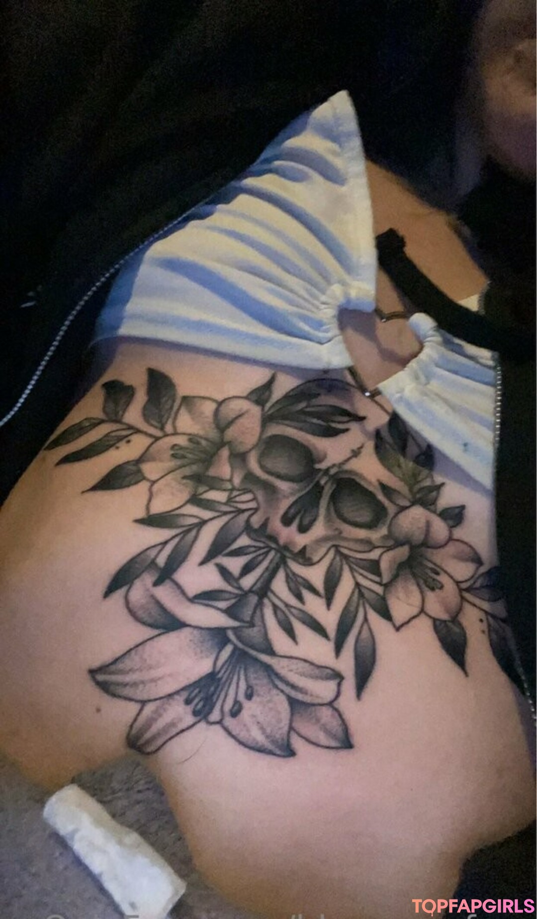 Foto desnuda filtrada de OnlyFans de Blueemofree #61 Foto desnuda filtrada de OnlyFans de Blueemofree #61