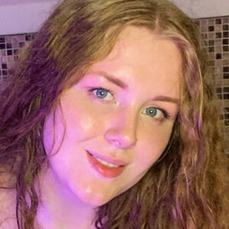 Foto desnuda filtrada de OnlyFans de Bustyseawitchfree