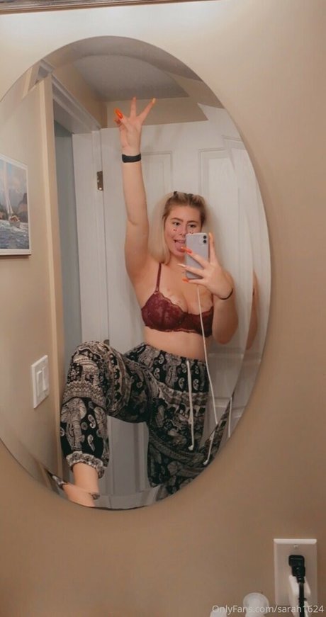 Foto desnuda filtrada de OnlyFans de Sarahlovesraving