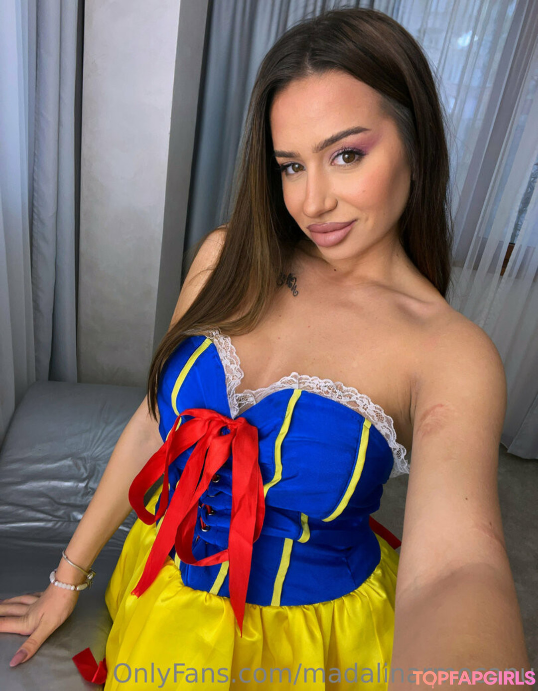 Foto desnuda filtrada de OnlyFans de Madalinarmocanu #87 Foto desnuda filtrada de OnlyFans de Madalinarmocanu #87