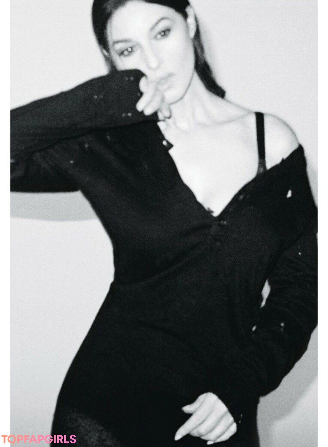 Foto desnuda filtrada de OnlyFans de Monica Bellucci #169 Foto desnuda filtrada de OnlyFans de Monica Bellucci #169