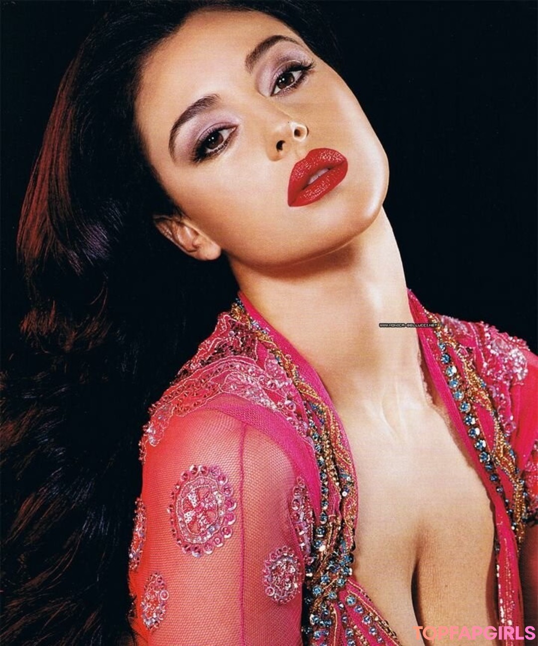 Foto desnuda filtrada de OnlyFans de Monica Bellucci #190 Foto desnuda filtrada de OnlyFans de Monica Bellucci #190