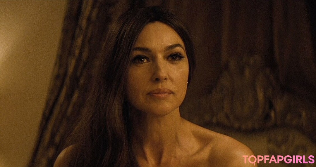 Foto desnuda filtrada de OnlyFans de Monica Bellucci #240 Foto desnuda filtrada de OnlyFans de Monica Bellucci #240