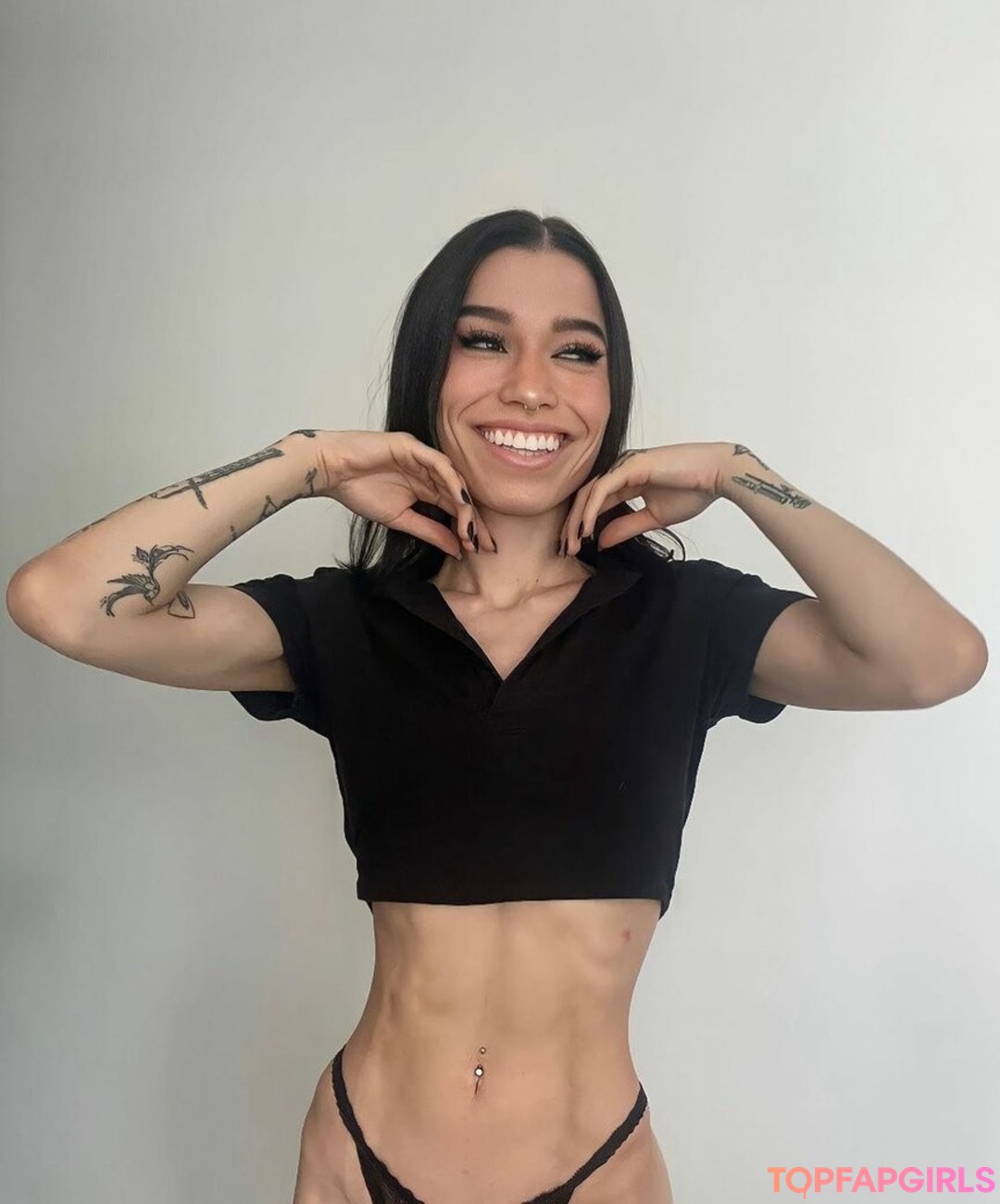 Foto desnuda filtrada de OnlyFans de Mariana Medina G #5 Foto desnuda filtrada de OnlyFans de Mariana Medina G #5