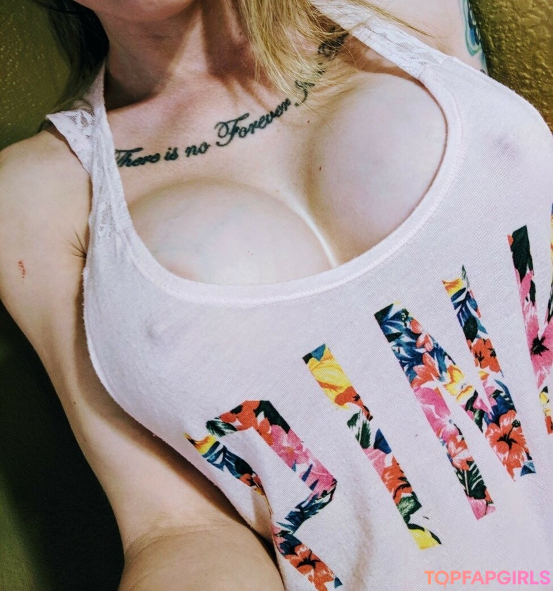 Foto desnuda filtrada de OnlyFans de Veronicamarzzz #14 Foto desnuda filtrada de OnlyFans de Veronicamarzzz #14