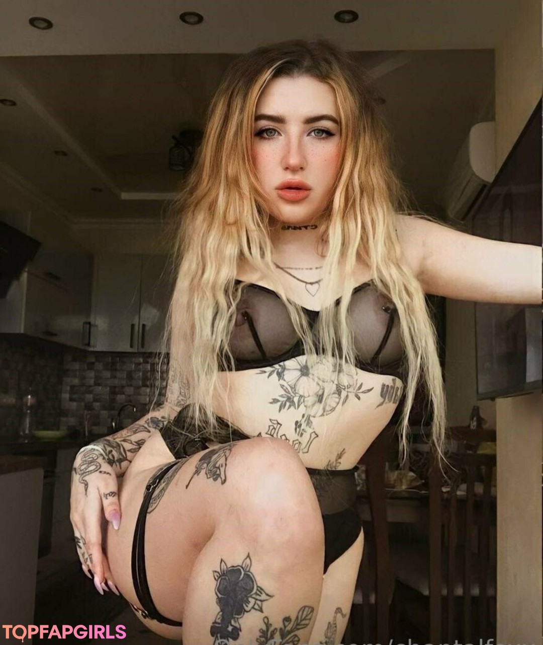 Foto desnuda filtrada de OnlyFans de Chantalfoxx #144 Foto desnuda filtrada de OnlyFans de Chantalfoxx #144