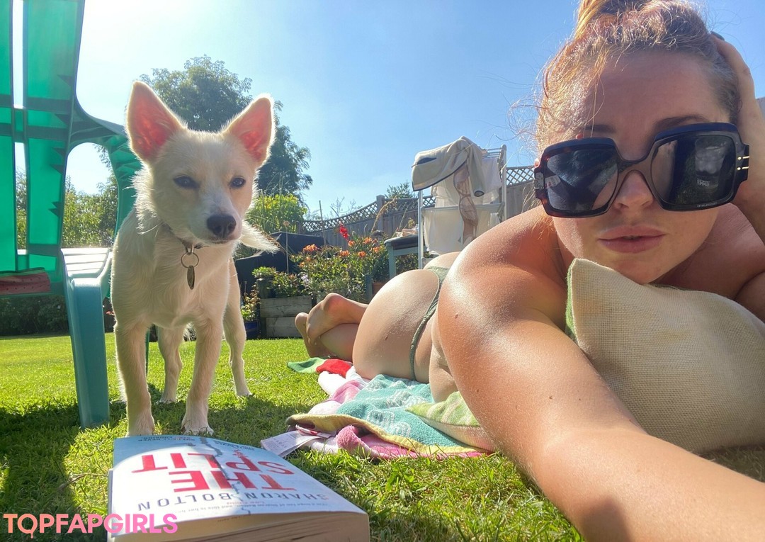 Foto desnuda filtrada de OnlyFans de Nothingbutcurves #100 Foto desnuda filtrada de OnlyFans de Nothingbutcurves #100