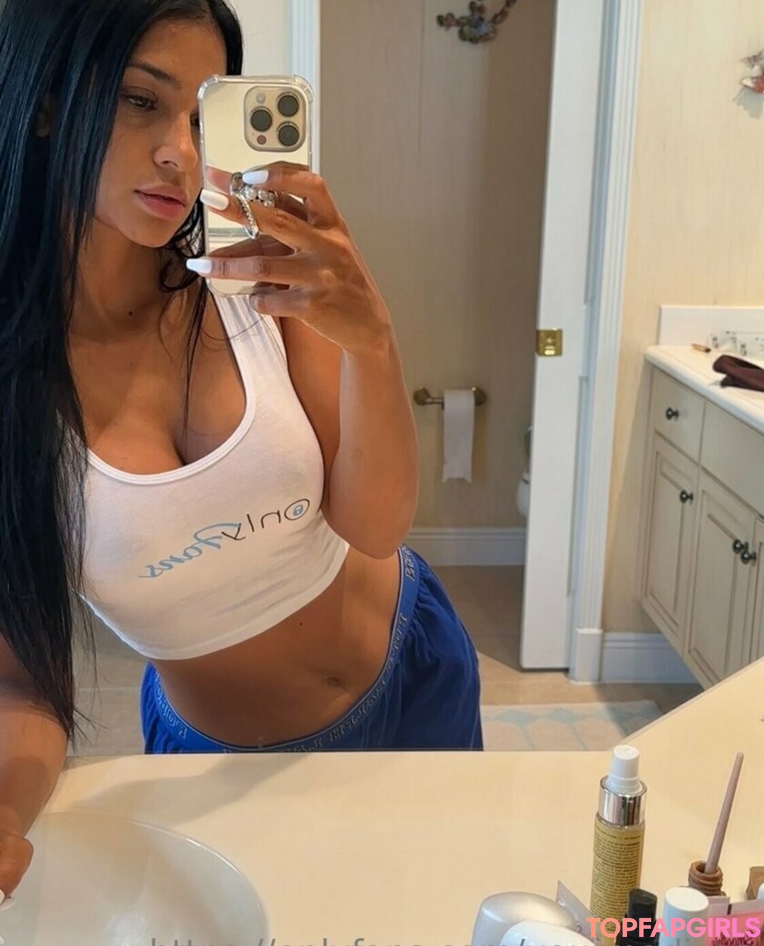 Foto desnuda filtrada de OnlyFans de Yourmadison #55 Foto desnuda filtrada de OnlyFans de Yourmadison #55